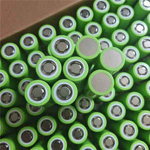 26700 3.7V 5000mAh 충전식 <span class=keywords><strong>LiFePO4</strong></span> 배터리 셀 태양 에너지 저장 전기 스쿠터 LED 조명 백업 전원 - Product Image 5