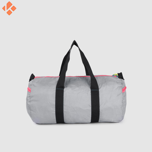 Vente en gros de sacs de sport personnalisés Sac de sport étanche avec logo personnalisé du Pakistan - Product Image 3