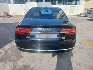 A8 50TFSI 2022, 4.5L V6, Usado, Automático, Tracción en las Cuatro Ruedas, Asientos de Cuero, Interior Oscuro, Gasolina, Techo Panorámico, Cámara Trasera de 360° - Product Image 4