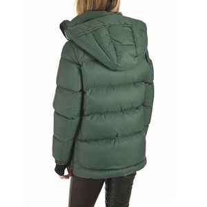 Custom Winter Long Thick Breathable Outdoor Knitted Puffer Jacket with Zipper Closure and <b>Polyester</b> <b>Filled</b> for Women - Product Image 3