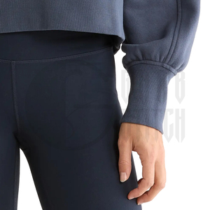 Sudadera extragrande corta de cuello redondo para mujer, de forro polar, manga larga, estilo casual urbano, top liso personalizable - Product Image 3