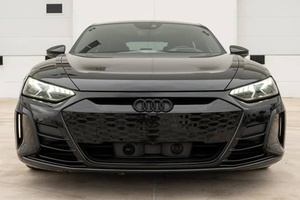 AUTO ELÉCTRICO IMPECABLE 2024 AU-DI RS E-TRON GT 637-HP DOBLE MOTOR TRACCIÓN EN LAS CUATRO RUEDAS LISTO PARA ENVIAR - Product Image 2