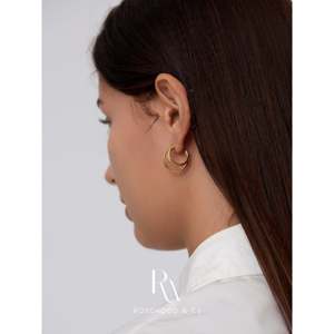 Pendientes de Aro de Doble Capa con Baño de Oro y Circonitas, Estilo Huggie Doble, Regalo para Ella - Product Image 3