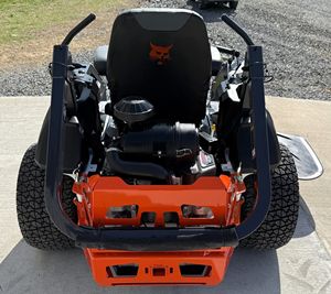 Tracteur de tondeuse à gazon ZS4000 de qualité industrielle et ZT6000 ZT6100 ZERO TON B CAT avec options 48V et 36V - Product Image 4