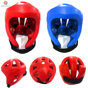 หมวกป้องกันศีรษะหนัง PU PVC สีแดง หมวกนิรภัยแบบเรียบง่าย สีพื้น สำหรับกีฬาและการฝึกซ้อม - Product Image 2