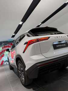 SUV essence 2025 1.5T DCT 194ch L4 LHD à vendre, en parfait état, prêt à être expédié - Product Image 3