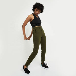 Vente en gros de pantalons de fitness XL en soie pour femmes pantalons de salon respirants avec poches Logo personnalisé mi plat Streetwear pantalons de survêtement en polaire pour - Product Image 1