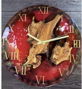 Horloge murale en résine faite à la main avec finition métallique brillante, idéale pour les appartements modernes - Product Image 2