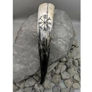 Corne à boire de style viking avec support, corne naturelle, mug à bière fait à la main, vaisselle médiévale - Product Image 4