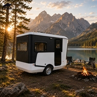 Mini-caravane de voyage moderne légère, remorquable, avec design intérieur personnalisé