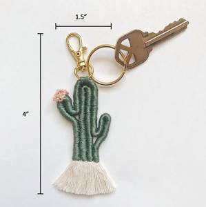 LLavero de macramé con Cactus, llavero bohemio, agujas de tejer o ganchos de ganchillo - Product Image 4