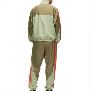 Ensemble de survêtement tendance pour homme, coupe-vent décontracté à capuche, logo personnalisé, écologique, respirant, deux pièces - Product Image 5