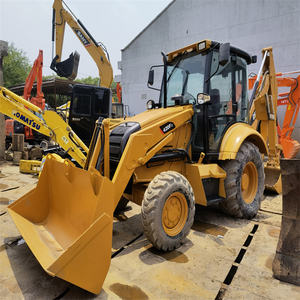 รถตักดินของหนอนผีเสื้อเครื่องจักรก่อสร้างมือสอง420F2รถตัก420F2ตัก - Product Image 1