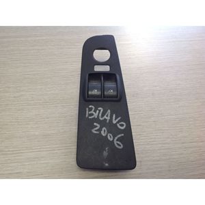 แผงปุ่มด้านหน้าซ้าย FIAT Bravo 2nd Series 735380453 735423372 (07>10) - Product Image 1