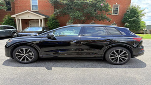 Audi Q4 E-tron Premium Plus 45 RWD 2025, Seminuevo - Product Image 5