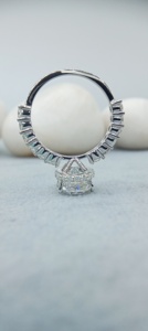 D'VINS JEWELS' Classic Popular Style 9x7mm Moissanite Diamond Lab Grown Engagement Ring for Parties - Product Image 4