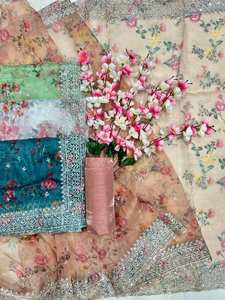 Collection de saris de fête tendance, nouveaux modèles traditionnels à fleurs, imprimés numériquement, en tissu organza, avec broderie Zari, pour femmes - Product Image 5