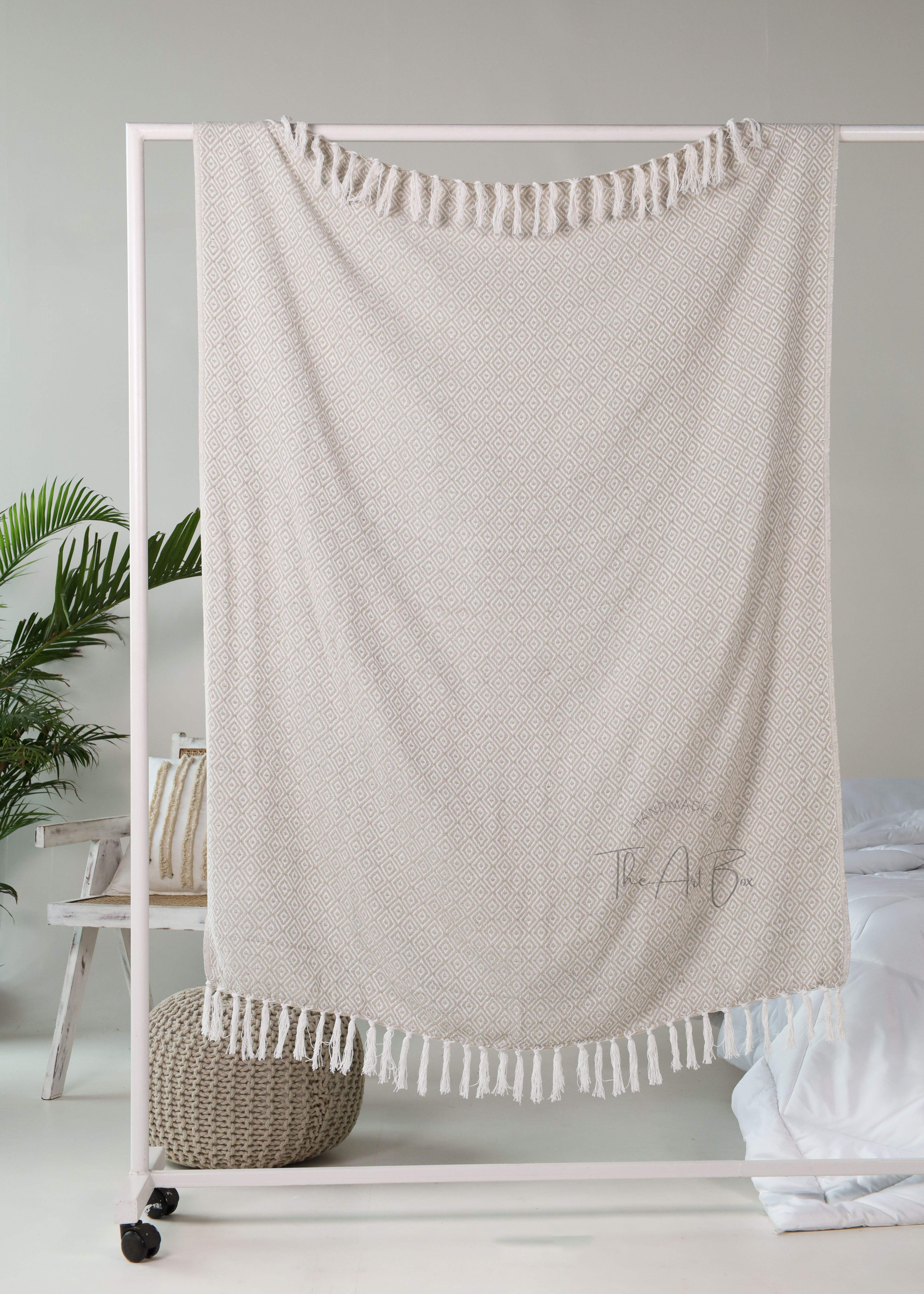 เช่นเดียวกับเหยือก