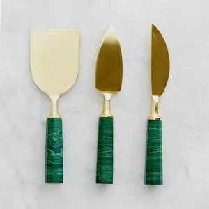 ที่ตัดเนยชุบทอง ที่ตัดเนยทรงกลมด้ามจับสีดำ อุปกรณ์บนโต๊ะอาหาร - Product Image 2