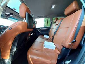 รถมือสอง LX ปี 2020 พวงมาลัยซ้าย เครื่องยนต์เบนซินธรรมดา ขับเคลื่อนสี่ล้อ เบาะหนัง ระบบควบคุมความเร็วอัตโนมัติ ล้อแม็ก R18 ภายในสีอ่อน หลังคาซันรูฟแบบพาโนรามา สภาพดี ไมล์น้อย - Product Image 4