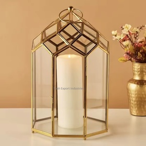 Forme géométrique Laiton Métal Doré Cadre Verre Hurricanes Lanterne à bougie pour mariages et décorations de table pour la maison - Product Image 6