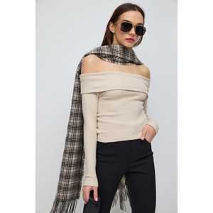 เสื้อยืดแขนยาวเปิดไหล่ - Product Image 2