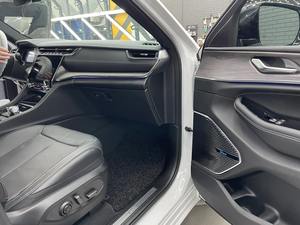 Jeep Grand Cherokee disponible en venta - Product Image 5