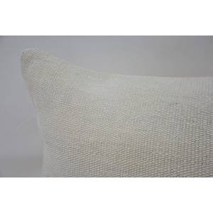 Oreiller en laine beige 16x36 pouces coussin de style Kantha imprimé floral et feuille vintage en soie tissée avec motif carré - Product Image 2