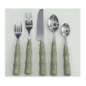 Ensemble de couverts en acier inoxydable de style américain avec manche en bois Ensemble de vaisselle personnalisé Ustensiles 5 pièces Ensemble de couverts Vaisselle - Product Image 4