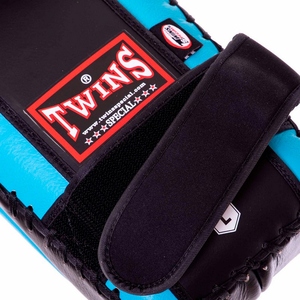 Escudo de boxeo de cuero de alta calidad, engranajes de entrenamiento hechos a medida, logotipo personalizado, engranajes de lucha, almohadilla de patada, almohadilla de patada de boxeo Muay Thai - Product Image 3