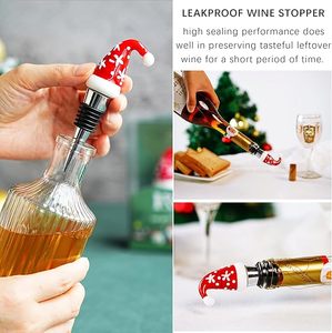 จุกปิดขวดไวน์ทำจากซิลิโคนทำจากสังกะสีพร้อมตกแต่งหมวกคริสต์มาสใช้ซ้ำได้สำหรับเครื่องดื่มของตกแต่งในช่วงฤดูหนาวเทศกาลคริสต์มาสปาร์ตี้ - Product Image 4