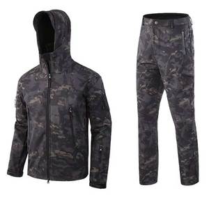 Survêtements pour hommes coupe-vent en nylon et polyester léger et imperméable à l'eau avec logo personnalisé ensemble de survêtement coupe-vent en nylon pour l'extérieur pour hommes - Product Image 3