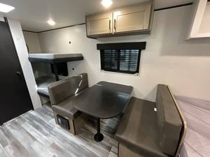 New 2026 Jayco Jay F-l-i-g-h-t Slx Sport 170BH camping Truck Motor Homes Motorhome Home Motorhomes - Product Image 5