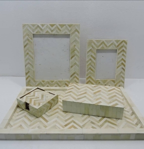 Plateau de Table à dîner en forme de rectangle fantaisie Résine et flore de haute qualité Incrustation d'os Plats de service Assiettes Design attrayant - Product Image 2