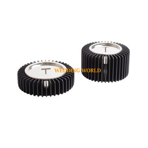 Casserole de luxe minimaliste en acier inoxydable de haute qualité, fabriquée à la main, avec couvercle en acier inoxydable, diamètre 24 cm, intérieur multicouche - Product Image 5