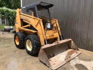 รถตักล้อยางรุ่น 1996 Case 1845C: ทรงพลัง เชื่อถือได้ และสร้างขึ้นเพื่อประสิทธิภาพสูงสุด - Product Image 4