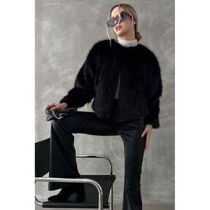 Chaqueta de Piel Sintética Negra para Mujer Topshow, Abrigos al por Mayor - Product Image 5