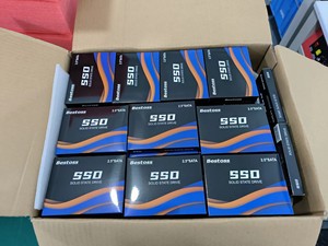 2.5 "SATA3.0 SSD 512 Go Disques SSD avec boîte de couleur emballée - Product Image 4