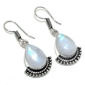 Pendientes Colgantes de Latón con Piedra Lunar Natural de Renovación de 9x12 mm a Precio de Mayoreo - Product Image 2