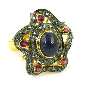 Bague de cocktail vintage pour femme en argent sterling, saphir ovale central, accents de rubis, plaqué or 18 carats, sertissage pavé, motif floral - Product Image 2