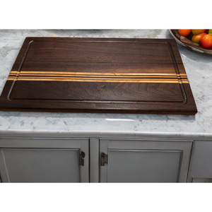 Set di Utensili da Cucina Ecologici in Legno d'Acero con Finitura a Olio di Walrus, Taglieri per Formaggio e Pane - Product Image 2