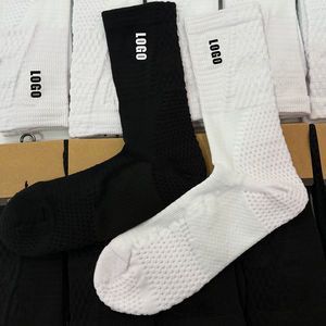 Chaussettes de sport en coton pour hommes avec logo personnalisé, antidérapantes, design tendance, classiques, épaisses, à fond en serviette, pour le basketball - Product Image 2