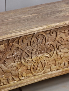 Baúl de Almacenamiento de Madera Premium con Acabado Decorativo y Amplio Interior para Organización del Hogar - Product Image 5