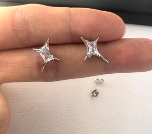 Pendientes de Plata 925 con Moissanita Certificada por Terceros, Estilo Iced Out, para Bodas, Aniversarios, Fiestas y Regalos - Unisex - Product Image 1