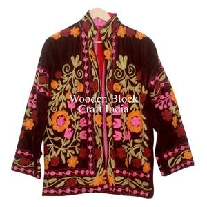 Veste élégante en velours brodé floral Suzani respirante coupe-vent Remplissage en coton pour femmes et filles Cadeau Événements printemps hiver - Product Image 6