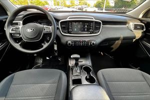 USADO-KIA -SORENTO- LX -FWD-LISTO PARA ENVIAR-PUERTA A PUERTA-ENTREGA - Product Image 6