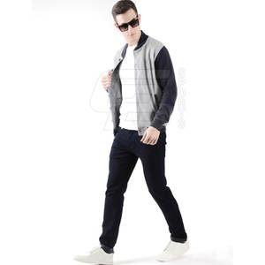 Blouson universitaire personnalisable de haute qualité en polyester et cuir, col montant, manches longues, fermeture éclair, hiver, style urbain - Product Image 4