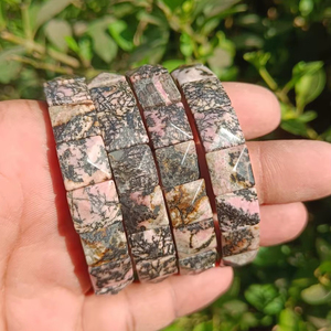 Pulsera de Cadena con Dijes de Pirámide de Cristal y Estrás, Clásica y Elegante para Mujer, Joyería Brillante, Regalo - Product Image 1