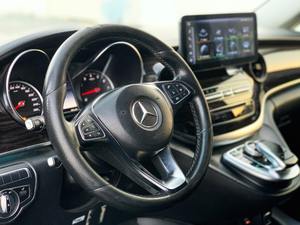 Mercedes-Benz Clase V V 250 2020 Nueva/Usada con Especificaciones GCC en Venta - Product Image 2