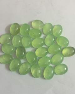 Cabochon ovale en Prehnite naturelle 3x5mm à 15x20mm pierres précieuses de Prehnite lisse pour la vente en gros de bijoux Prehnite - Product Image 1